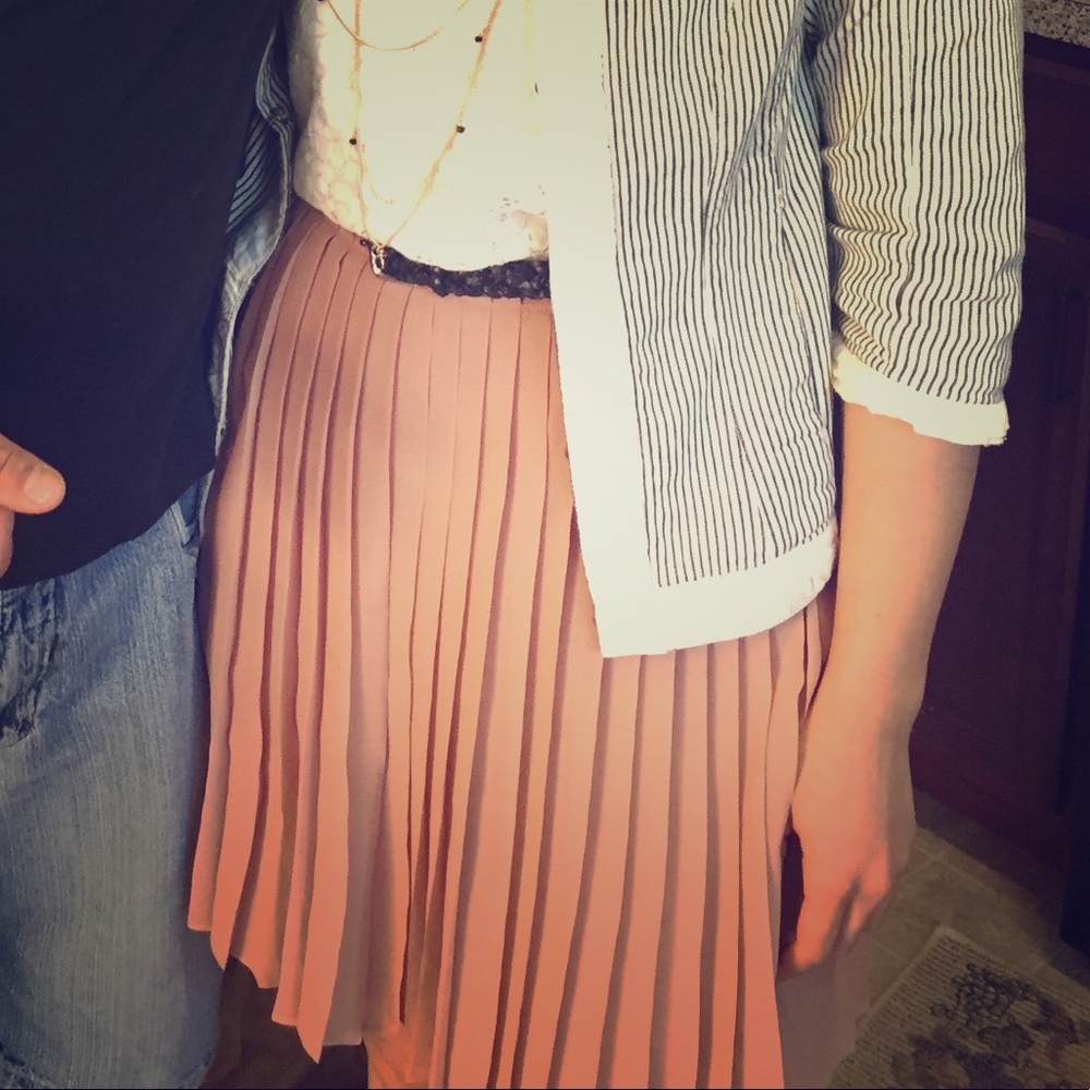 Lauren Conrad Neutral Pleated Skirt